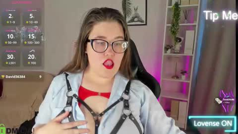 renee_turner online show from 11-10-25, 09:08