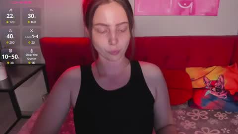Snapshot of reneeblair chatting on 07-10-26, 01:54 reneeblair online show from 07-10-26, 01:54