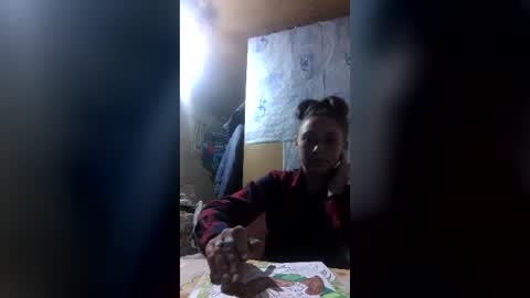 Snapshot of reneewils chatting on 06-14-26, 06:32 Renee online show from 06-14-26, 06:32