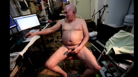 renefr online show from 04-10-26, 10:25