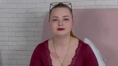 Snapshot of renerubi chatting on 03-14-26, 10:42 Rene online show from 03-14-26, 10:42