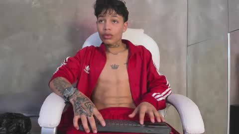 Ren online show from 12-13-25, 07:53