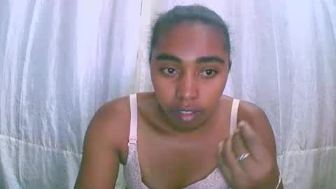 Rephaleta online show from 10-29-25, 06:37