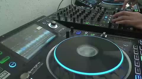 GearPorn online show from 12-12-24, 06:42