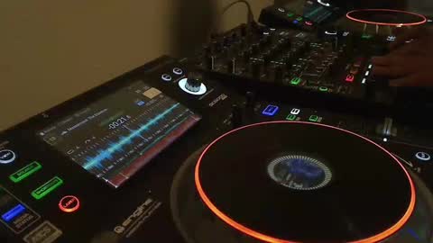 GearPorn online show from 02-06-25, 03:59