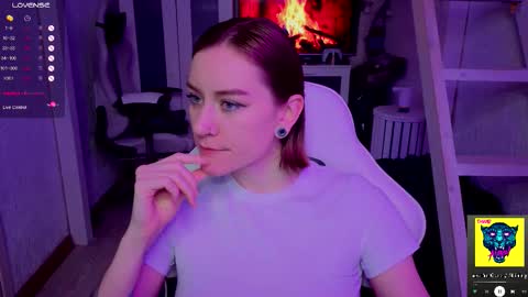 Snapshot of retromarie chatting on 11-09-25, 11:36 Rie online show from 11-09-25, 11:36