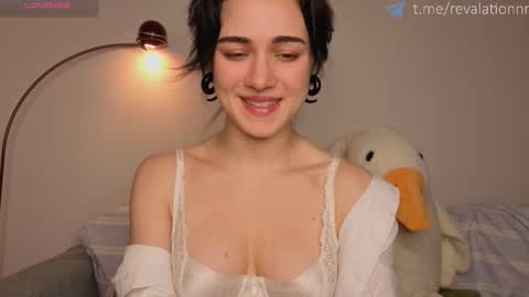 Ewiwi online show from 12-04-25, 04:38