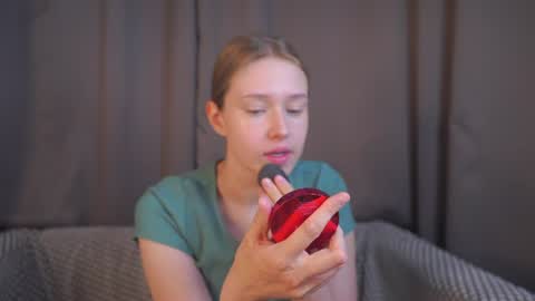 Snapshot of revamcallister chatting on 07-05-26, 04:07 revamcallister online show from 07-05-26, 04:07