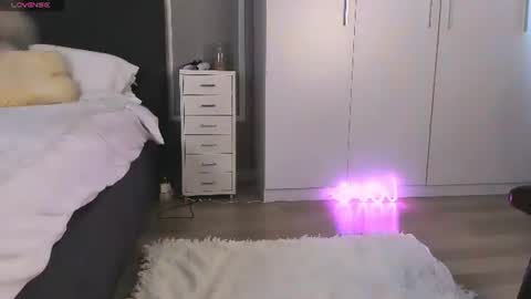 Snapshot of reyablake chatting on 06-23-26, 11:19 Maria online show from 06-23-26, 11:19