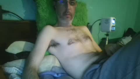 Snapshot of reyes_albert2006 chatting on 02-18-25, 03:10 reyes_albert2006 online show from 02-18-25, 03:10