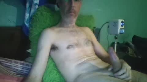 Snapshot of reyes_albert2006 chatting on 02-28-26, 11:33 reyes_albert2006 online show from 02-28-26, 11:33