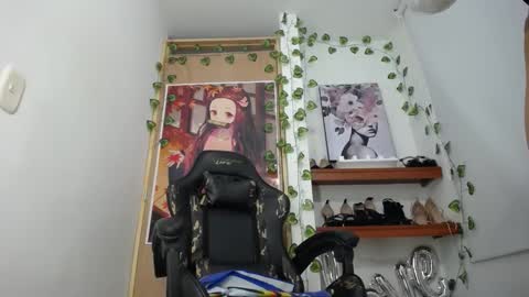 Snapshot of reyledoll chatting on 02-26-25, 10:09 Rely online show from 02-26-25, 10:09