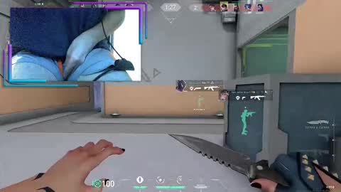 Snapshot of reynspen chatting on 10-31-25, 02:12 Reynspen online show from 10-31-25, 02:12