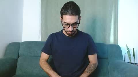 Snapshot of reypablo1 chatting on 10-14-25, 09:15 REY PABLO Independent online show from 10-14-25, 09:15