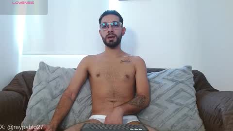 Snapshot of reypablo1 chatting on 11-22-25, 06:40 REY PABLO Independent online show from 11-22-25, 06:40