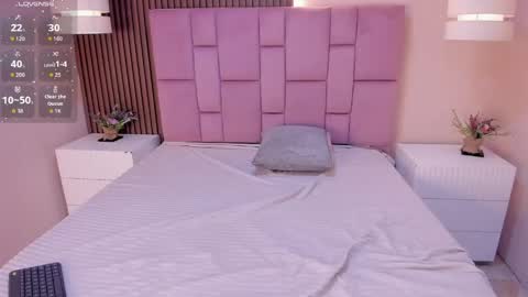 Reze  online show from 04-18-26, 07:58