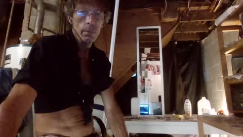 Dee online show from 07-21-26, 12:40