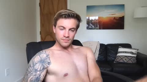 Snapshot of rguy114 chatting on 09-09-25, 07:35 Ryan online show from 09-09-25, 07:35