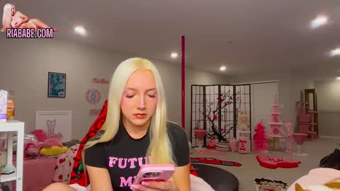 ria  online show from 12-05-25, 03:48