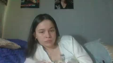 RiaLowelyt online show from 06-04-26, 12:00