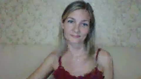 Snapshot of rialur09 chatting on 09-08-25, 04:06 Galina online show from 09-08-25, 04:06