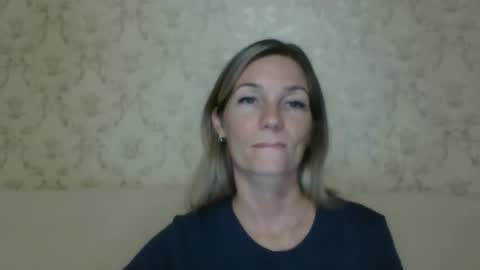 Snapshot of rialur09 chatting on 12-05-25, 06:37 Galina online show from 12-05-25, 06:37