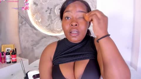 Riana online show from 12-04-25, 05:06