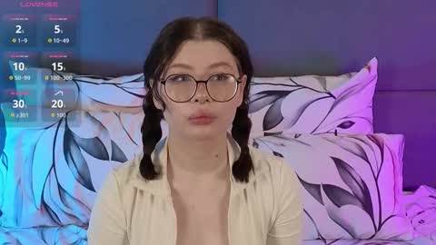 RIANA online show from 02-06-26, 04:54