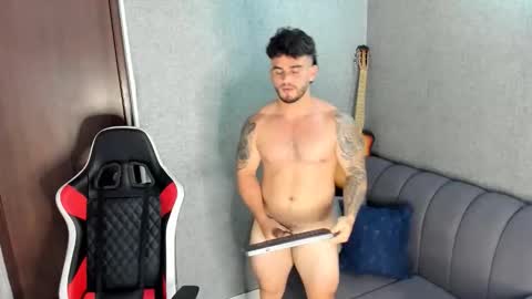 ricardogonzalez666 online show from 10-26-25, 07:20