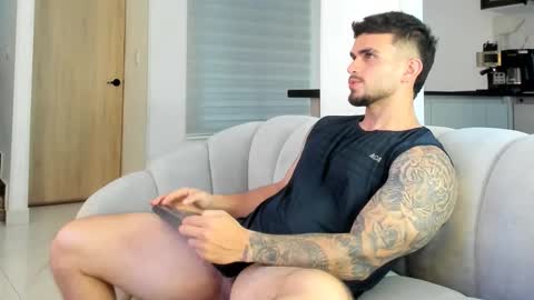 ricardogonzalez666 online show from 04-15-26, 01:07