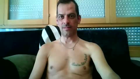 Snapshot of ricardohawtin chatting on 04-15-26, 04:58 ricardohawtin online show from 04-15-26, 04:58