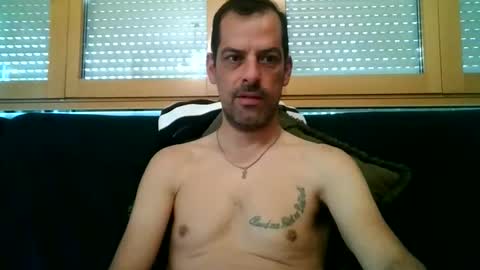 Snapshot of ricardohawtin chatting on 05-03-26, 08:31 ricardohawtin online show from 05-03-26, 08:31