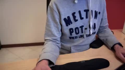 riccardofortis online show from 02-04-25, 06:06