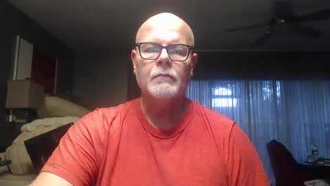 Snapshot of rich32937 chatting on 07-20-26, 10:50 rich32937 online show from 07-20-26, 10:50