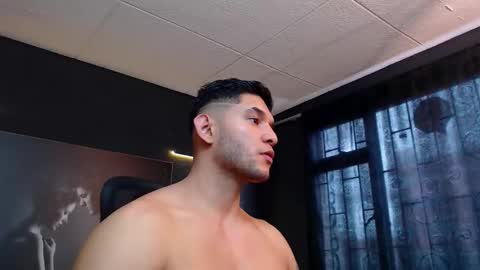 Snapshot of richard_milleer chatting on 09-10-25, 01:55 Ricardo online show from 09-10-25, 01:55