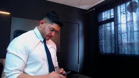 Snapshot of richard_milleer chatting on 10-07-25, 02:14 Ricardo online show from 10-07-25, 02:14