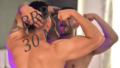 Snapshot of richard_milleer chatting on 10-23-25, 03:44 Ricardo online show from 10-23-25, 03:44