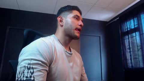 Snapshot of richard_milleer chatting on 12-16-25, 02:55 Ricardo online show from 12-16-25, 02:55