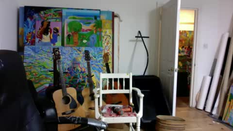 Snapshot of richardartist chatting on 12-23-24, 06:16 Richard online show from 12-23-24, 06:16