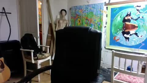 Snapshot of richardartist chatting on 09-12-25, 06:30 Richard online show from 09-12-25, 06:30