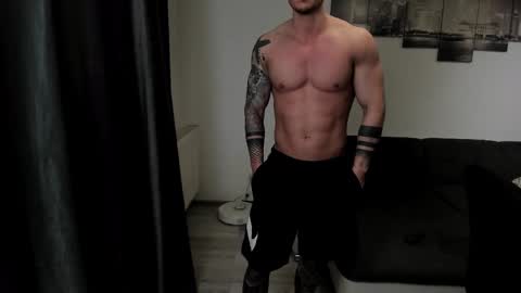 RichardDarell online show from 03-12-26, 07:03