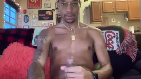 Snapshot of richchris66 chatting on 12-08-24, 11:08 richchris66 online show from 12-08-24, 11:08