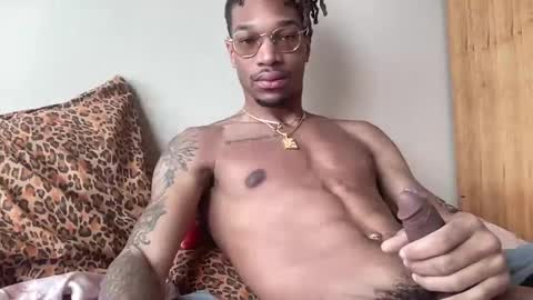 Snapshot of richchris66 chatting on 01-20-25, 08:29 richchris66 online show from 01-20-25, 08:29