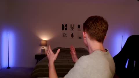 Richie online show from 09-16-25, 01:06