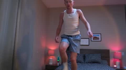 Snapshot of richiewest chatting on 07-16-26, 12:27 Richie online show from 07-16-26, 12:27