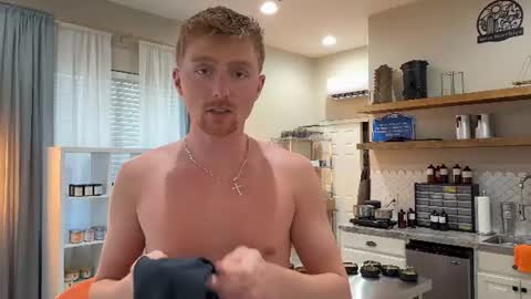 Snapshot of richiewest chatting on 07-23-26, 01:58 Richie online show from 07-23-26, 01:58