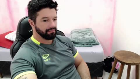 Snapshot of richrolland chatting on 02-05-25, 02:48 Rickseduction online show from 02-05-25, 02:48