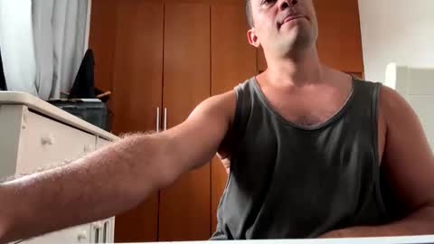 Snapshot of rick503835 chatting on 01-18-26, 03:27 Rick Arian online show from 01-18-26, 03:27
