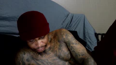 Snapshot of rickavelli chatting on 11-05-25, 12:54 Rick online show from 11-05-25, 12:54