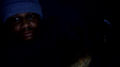 Snapshot of rickavelli chatting on 11-12-25, 09:42 Rick online show from 11-12-25, 09:42